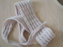 Last inn bildet i Galleri-visningsprogrammet, Lunt flettesjal