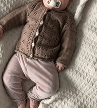 Last inn bildet i Galleri-visningsprogrammet, Pointelle Cardigan