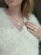 Last inn bildet i Galleri-visningsprogrammet, Lana tee