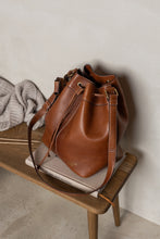 Last inn bildet i Galleri-visningsprogrammet, Project 20- Walnut/Gold