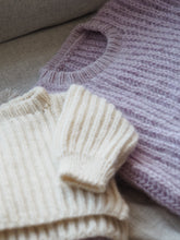 Last inn bildet i Galleri-visningsprogrammet, Hassel genser