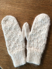 Last inn bildet i Galleri-visningsprogrammet, Valmuevotter