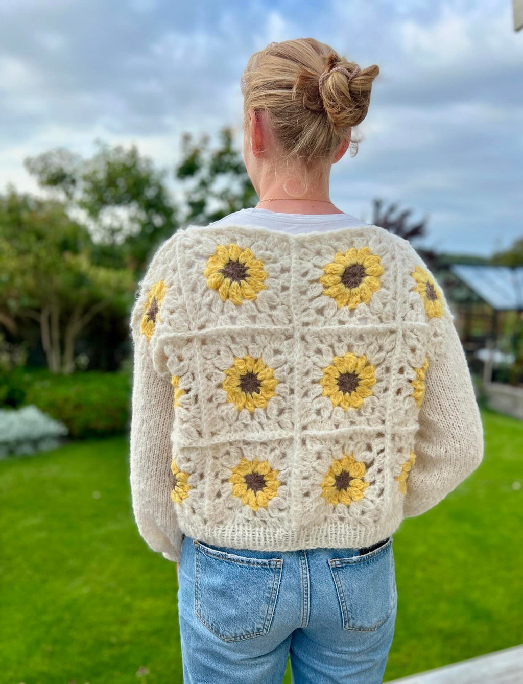 Daisy cardigan