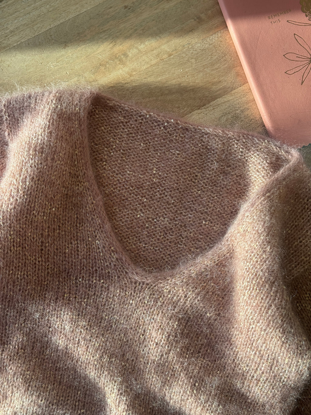 Bling Sweater v-neck