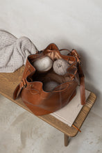 Last inn bildet i Galleri-visningsprogrammet, Project 20- Walnut/Gold
