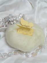 Last inn bildet i Galleri-visningsprogrammet, Sommerfugl- Butter yellow
