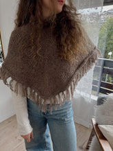 Last inn bildet i Galleri-visningsprogrammet, Poppy Poncho
