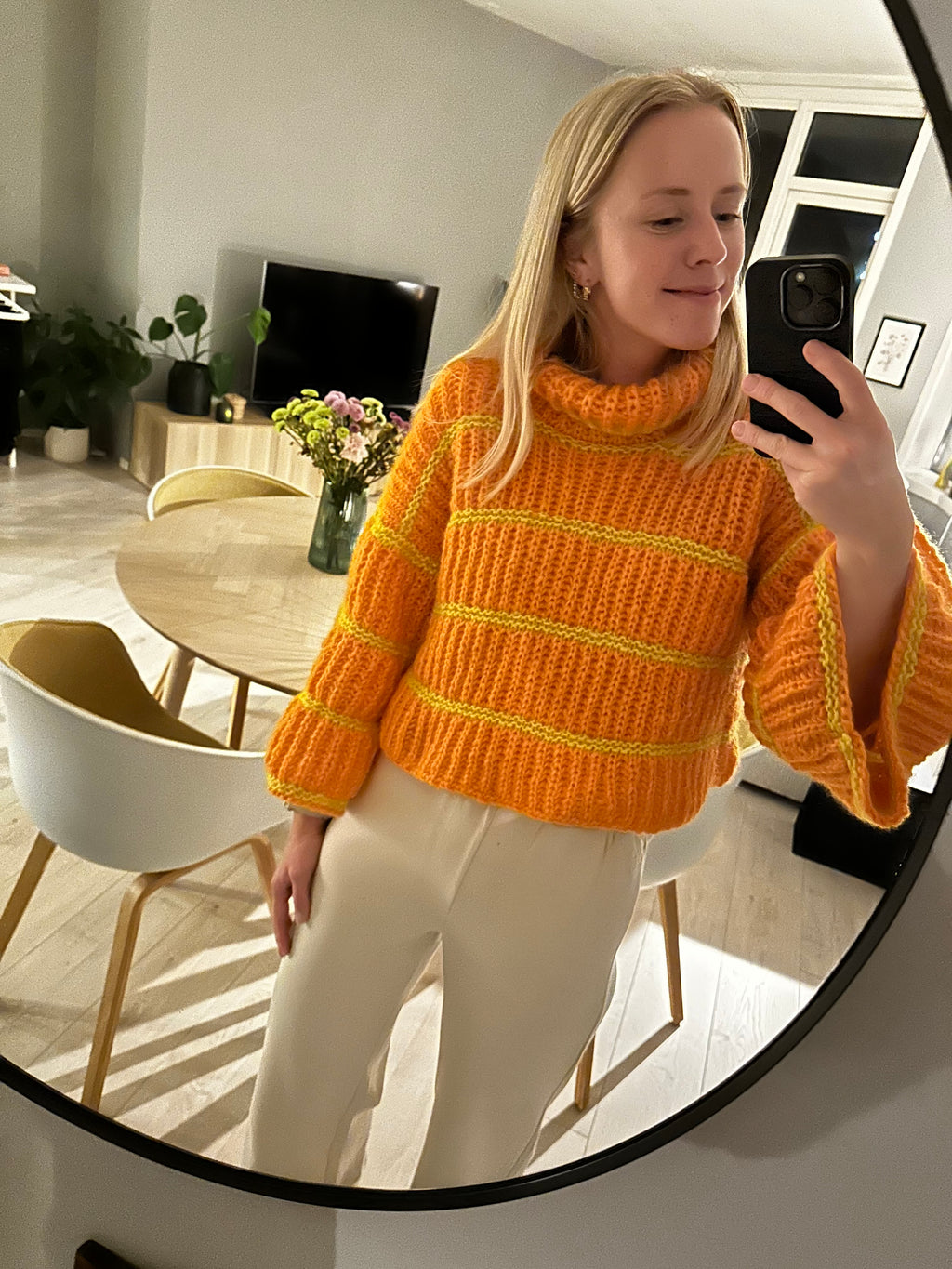 Saga sweater