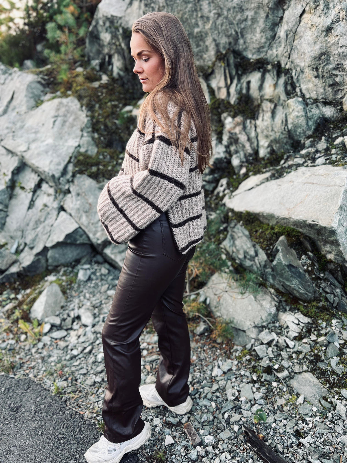Saga sweater