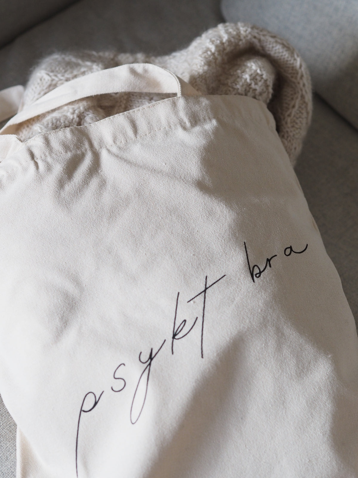 Tote bag